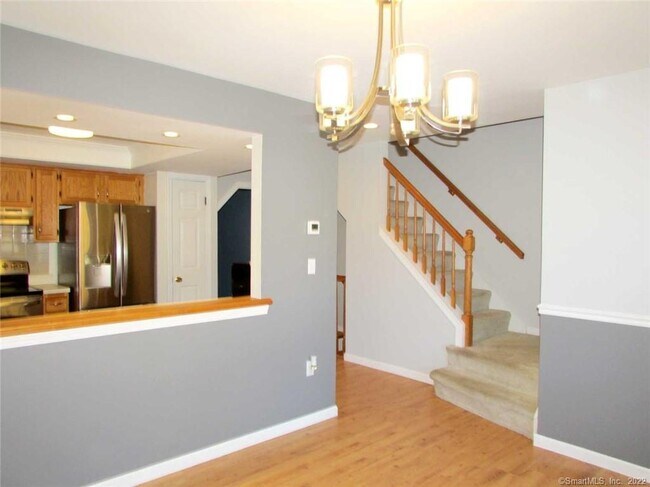 Foto del edificio - 1229 Winsted Rd