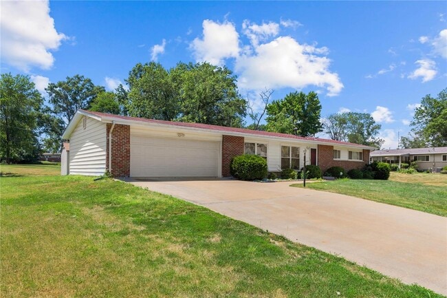 Building Photo - 1213 Cimarron Dr