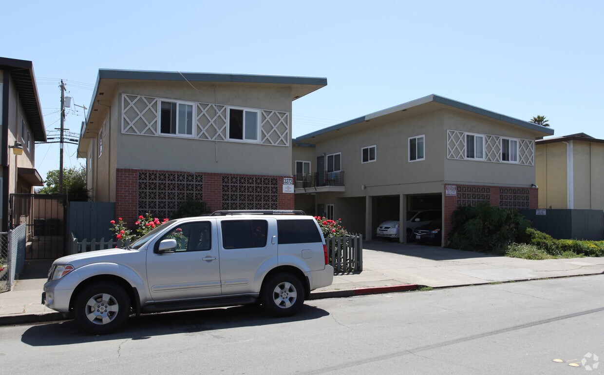 Building Photo - 3272 Rolison Rd