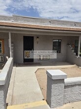 Building Photo - 2740 N Stone Ave