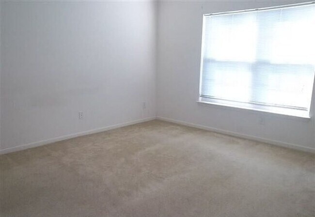 Foto del edificio - 2 bedroom/ 1.5 bath-Oak Hill