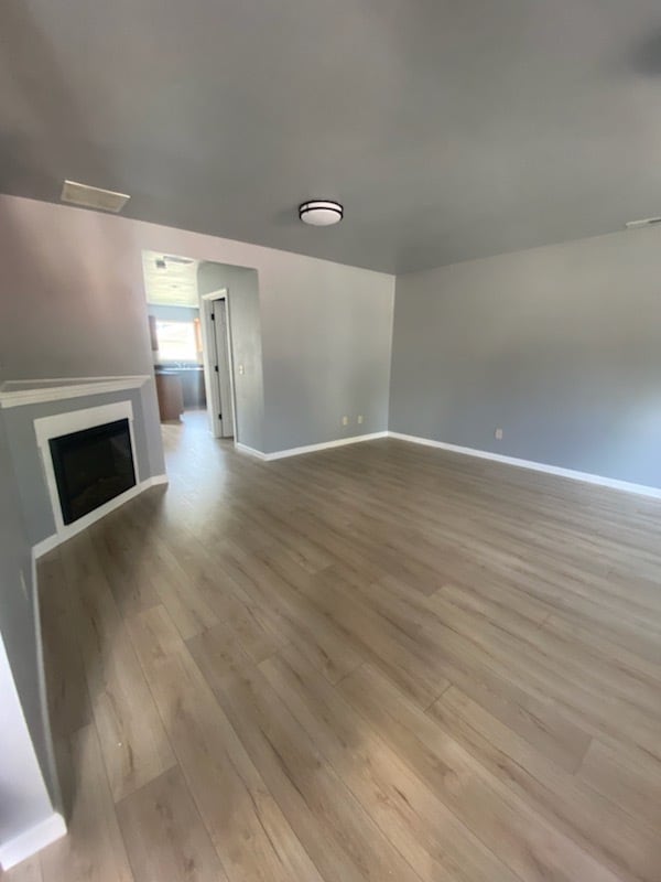 Building Photo - 834 Avenue E