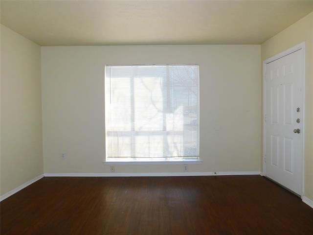 Building Photo - 1424 Sombre Vista Dr