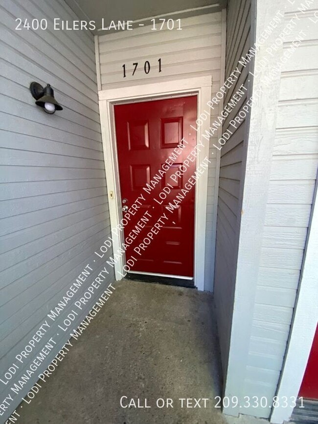 Building Photo - 2400 Eilers Ln