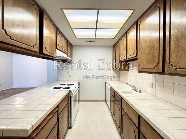 Foto del edificio - 3357 San Ramon Ct
