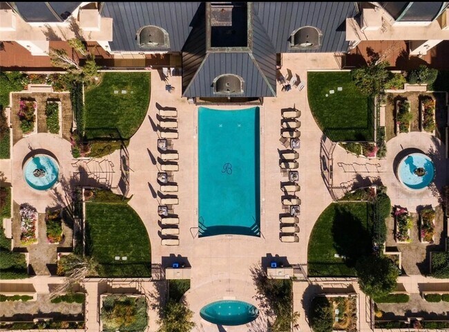 Foto del edificio - Charming 1BR Condo in Denver