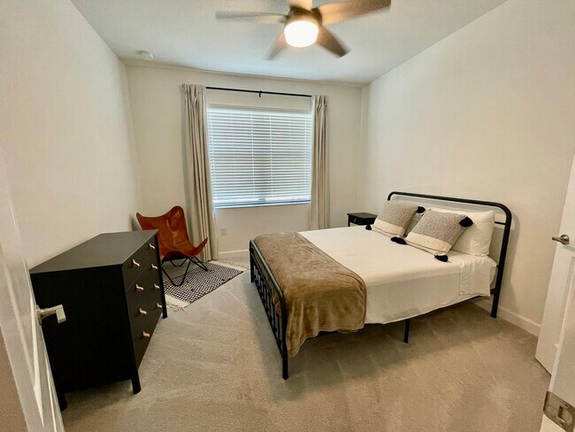 Foto del edificio - 5210 Coral Reef Way