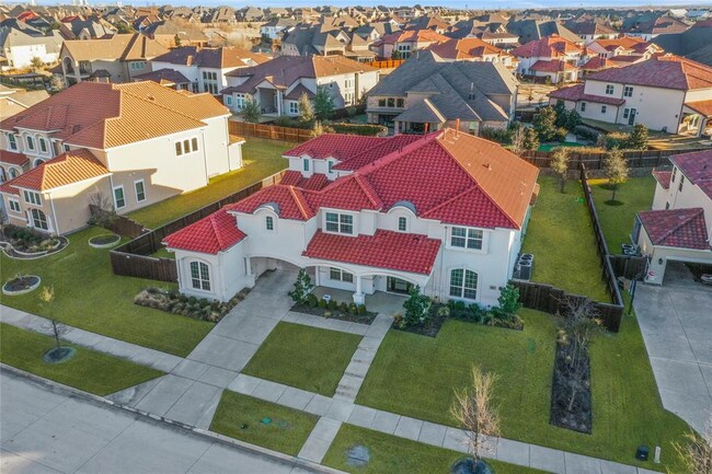 Building Photo - 1047 Holford Dr