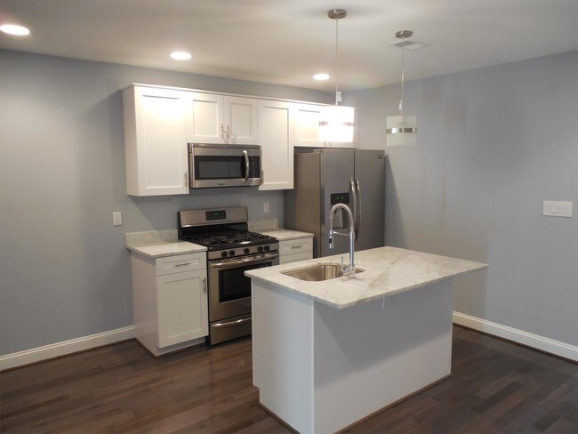 Foto del edificio - 710 Shepherd Rd NW