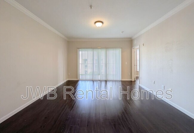 Foto del edificio - 8290 Gate Pkwy W