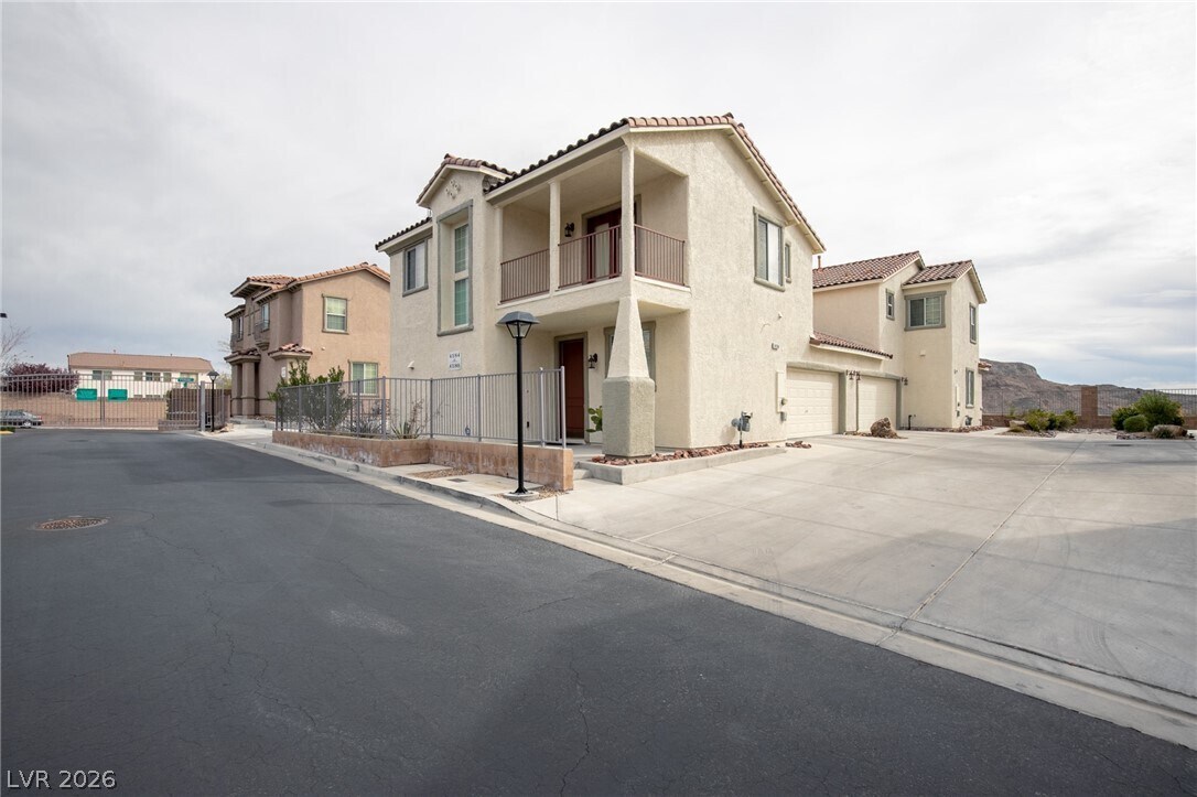 Foto del edificio - 4184 Swept Plains St