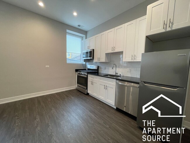 Foto del edificio - 1730 W Greenleaf Ave