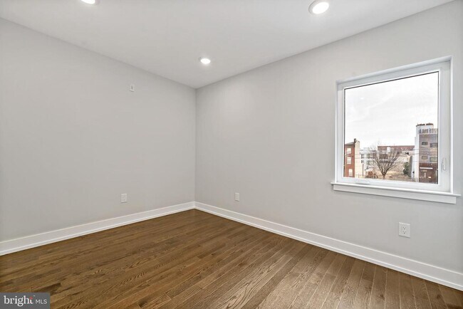 Foto del edificio - 1533 N 2nd St
