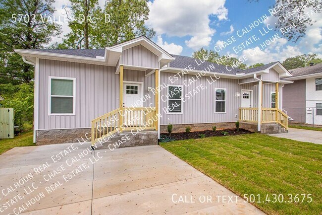 Building Photo - 5703 Valley Dr