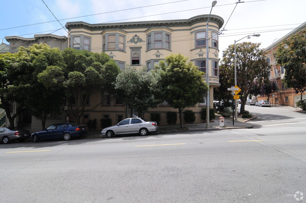 Building Photo - 243 Parnassus Ave