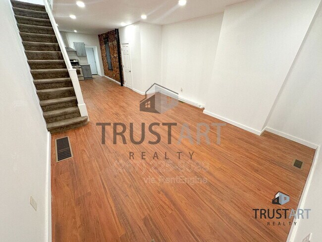 Foto del edificio - 5013 Parrish St