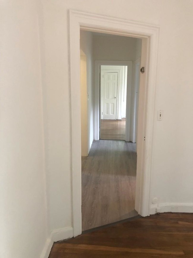 Building Photo - 1 bedroom in Scotch Plains NJ 07076