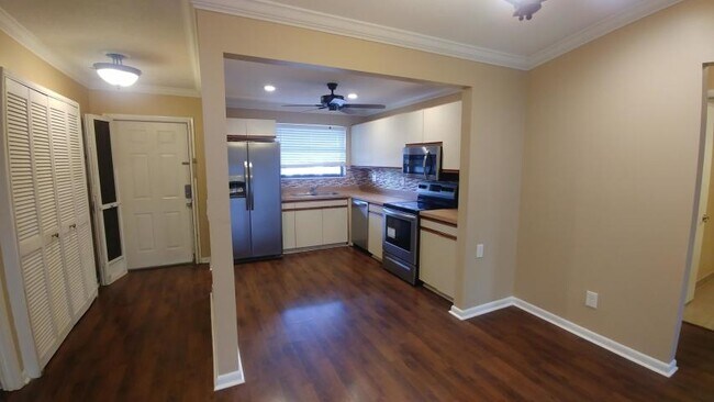 Foto del edificio - 1250 SE Parkview Pl