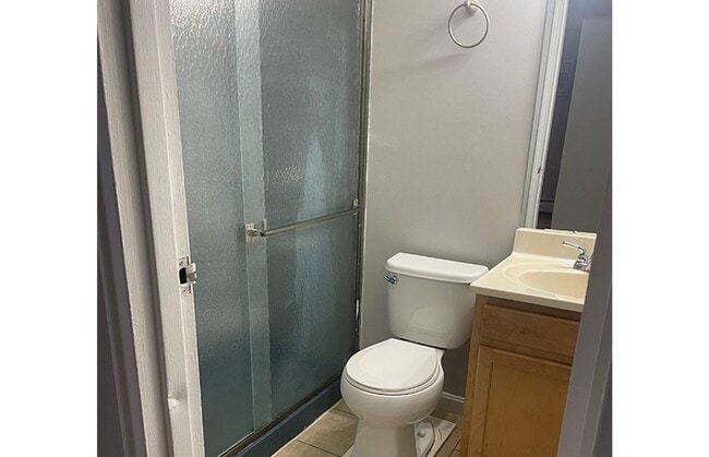 Building Photo - 550 Lowell Ave