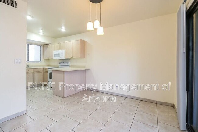 Foto del edificio - 1117 W Mango Dr