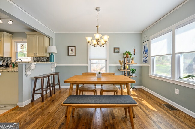 Building Photo - 3265 N Fulton Ave