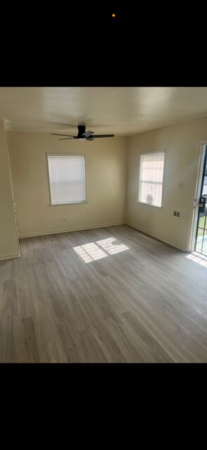 Foto del edificio - 1423 E 60th St