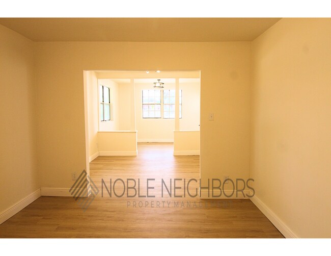 Foto del edificio - 1227 W 3rd St