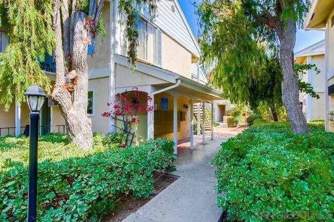 Foto del edificio - 4800 Williamsburg Ln