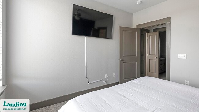 Foto del edificio - 14805 Grisby Rd