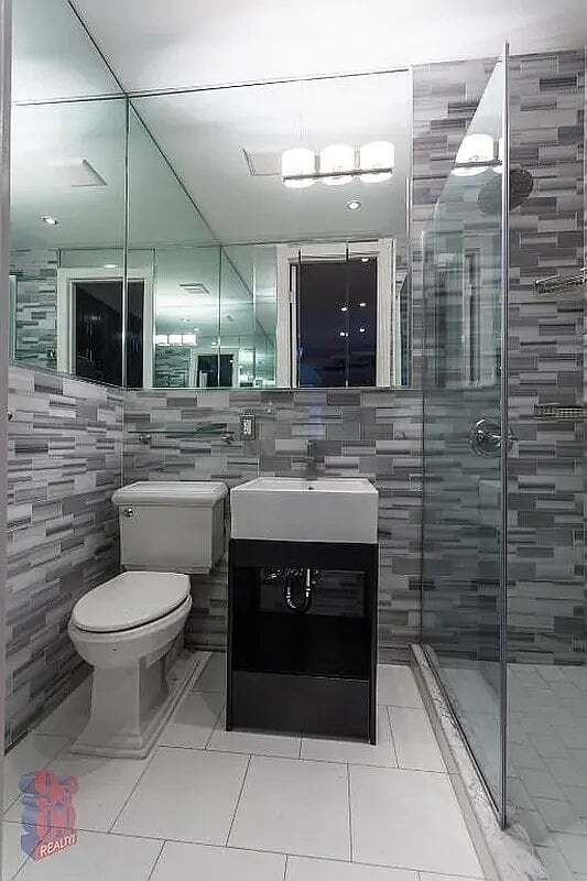 Foto del edificio - 5 W 103rd St