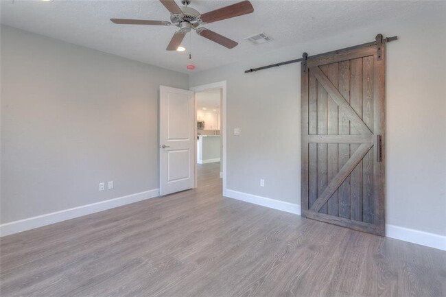 Building Photo - 95 Bernice Dr