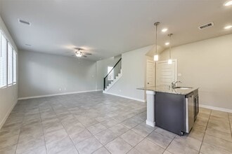 Building Photo - 5723 Madden Ln