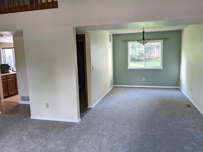 Foto del edificio - 6220 Pemberton Way