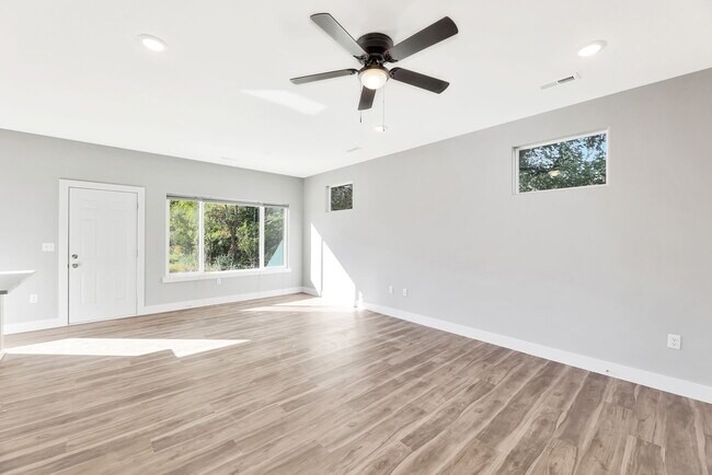 Foto del edificio - 4779 E 45th St N