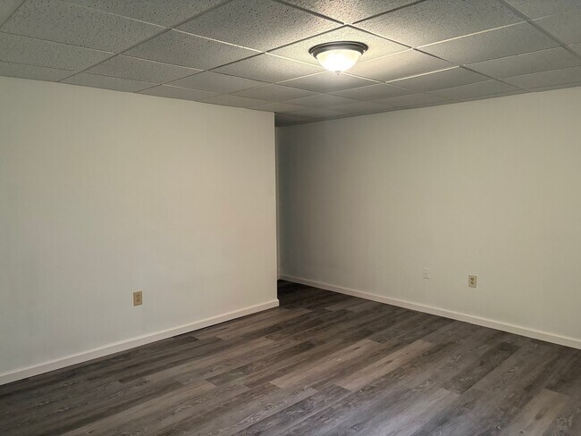 Foto del edificio - 2853R Bedford St