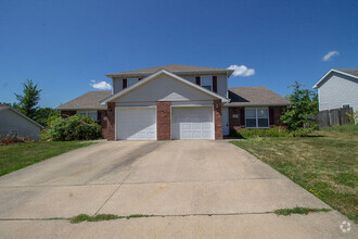 Building Photo - 1415 N Frideriki Dr