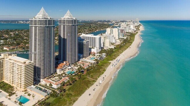 Foto del edificio - 4779 Collins Ave