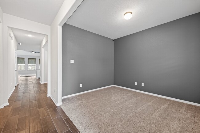 Foto del edificio - 11343 Rossum Creek Dr