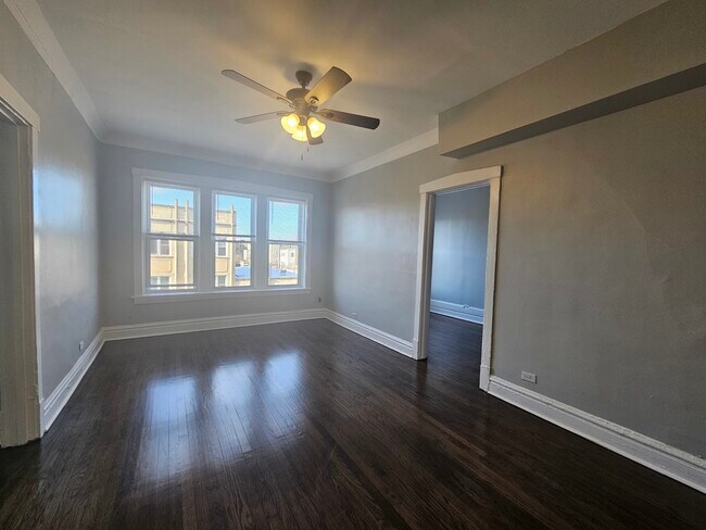 Foto del edificio - 4751 N Monticello Ave