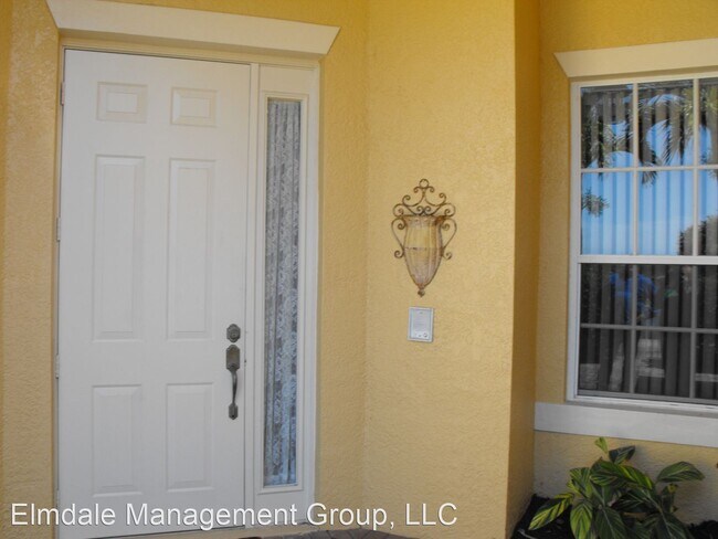 Foto del edificio - 2 br, 2 bath House - 2135 South Maiden Lane