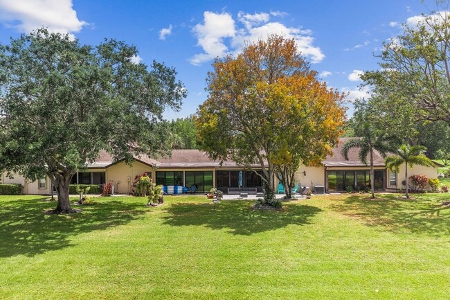 Building Photo - 160 Ramblewood Cir