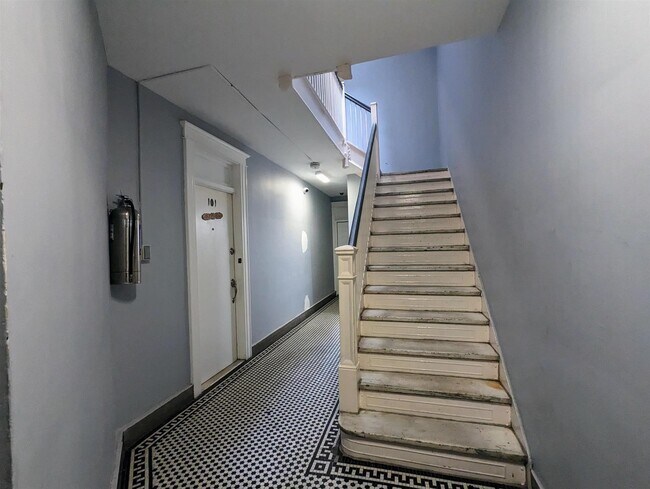 Foto del edificio - 601 Columbia Ave