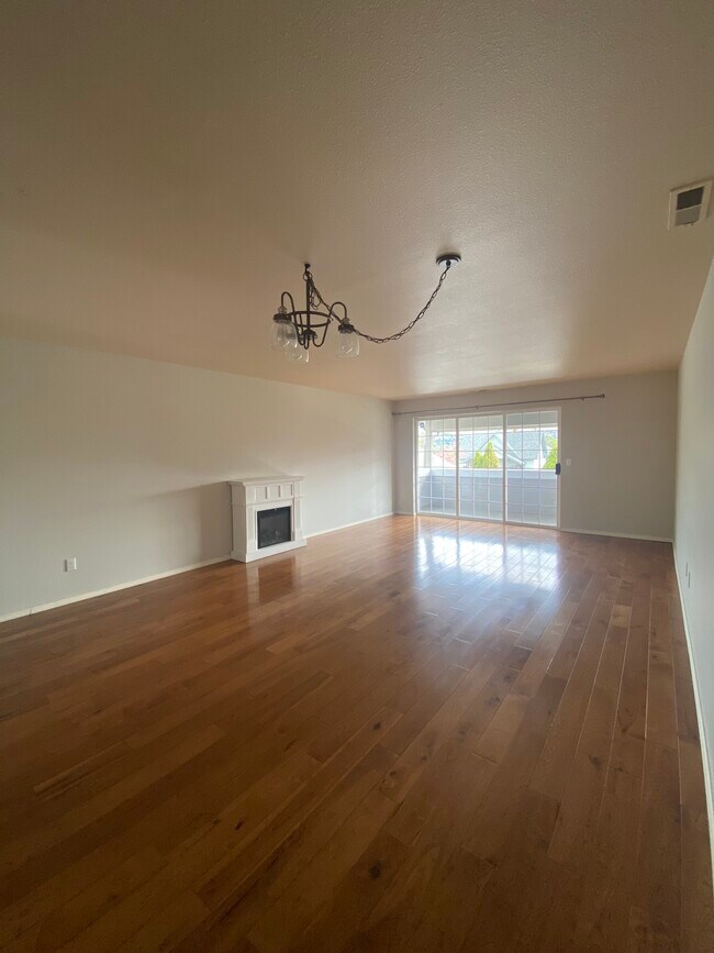 20 S Delaware Ave Unit 10, Wenatchee, WA 98801 Condo for Rent in