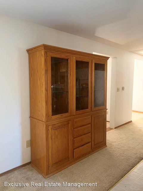Foto del edificio - 3 br, 2 bath House - 5835 Delaware Avenue