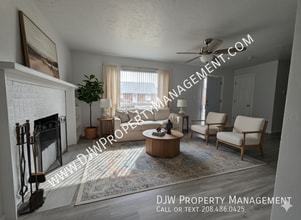 Building Photo - 2013 S Denver Ave