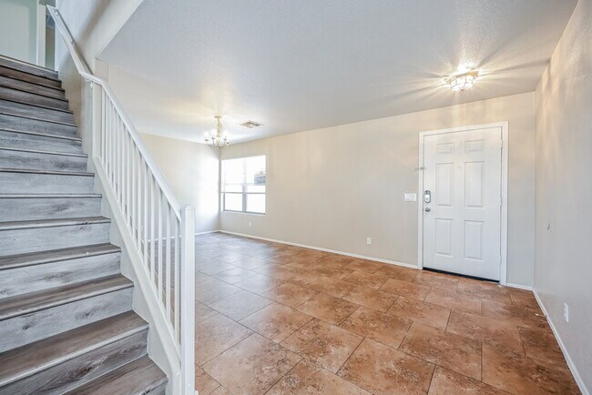 Foto del edificio - 3221 W Cavedale Dr