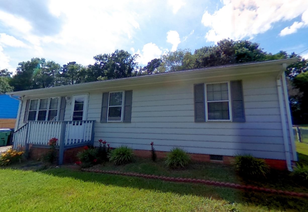 Primary Photo - Charming 3-Bedroom Ranch with Modern Ameni...