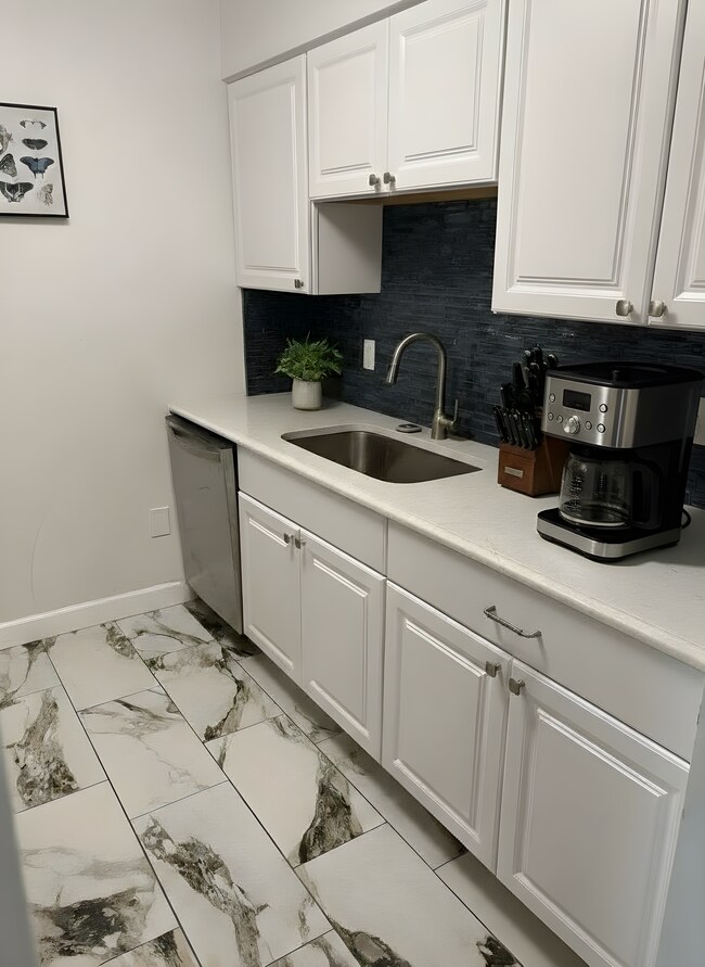 Foto del edificio - 7931 2nd St N