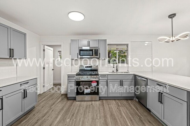 Building Photo - 1254 McDougal St