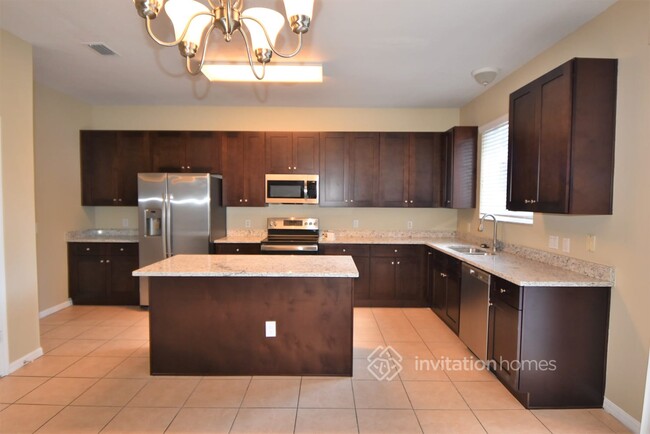 Building Photo - 6771 Waterton Dr